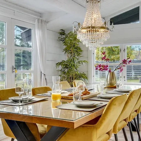 3 Bedroom Gorgeous In *